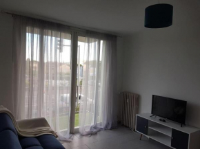 Charmant appartement a 5 min a pied du port